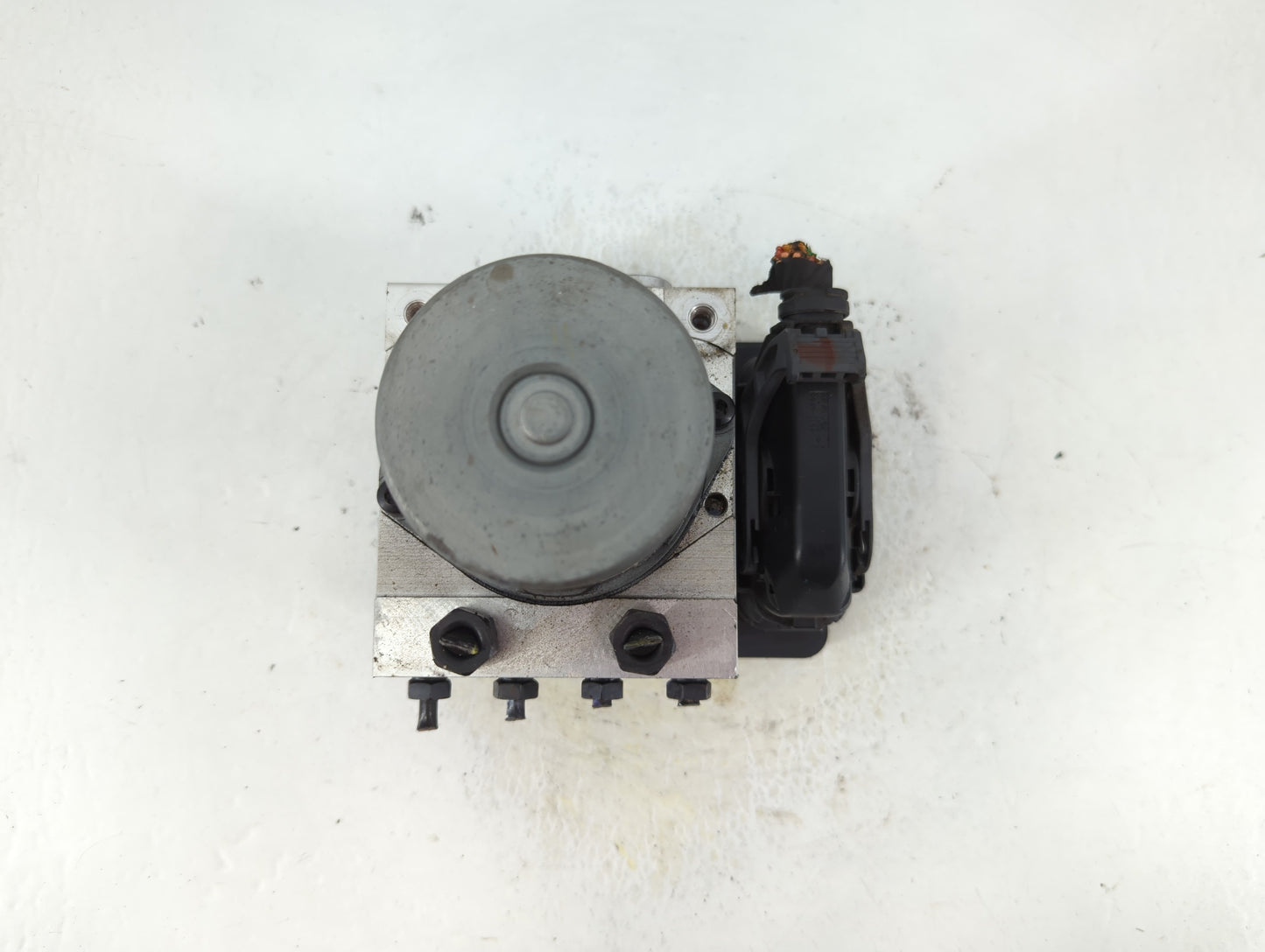 2017-2019 Kia Soul ABS Pump Control Module Replacement P/N:58900-B2120 Fits Fits 2017 2018 2019 OEM Used Auto Parts - Oemuse