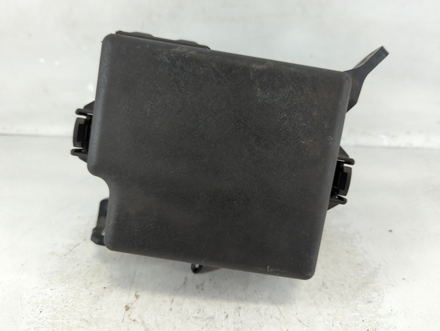 2017-2019 Kia Soul Fusebox Fuse Box Panel Relay Module P/N:91950-B2330 Fits Fits 2017 2018 2019 OEM Used Auto Parts - Oemuse