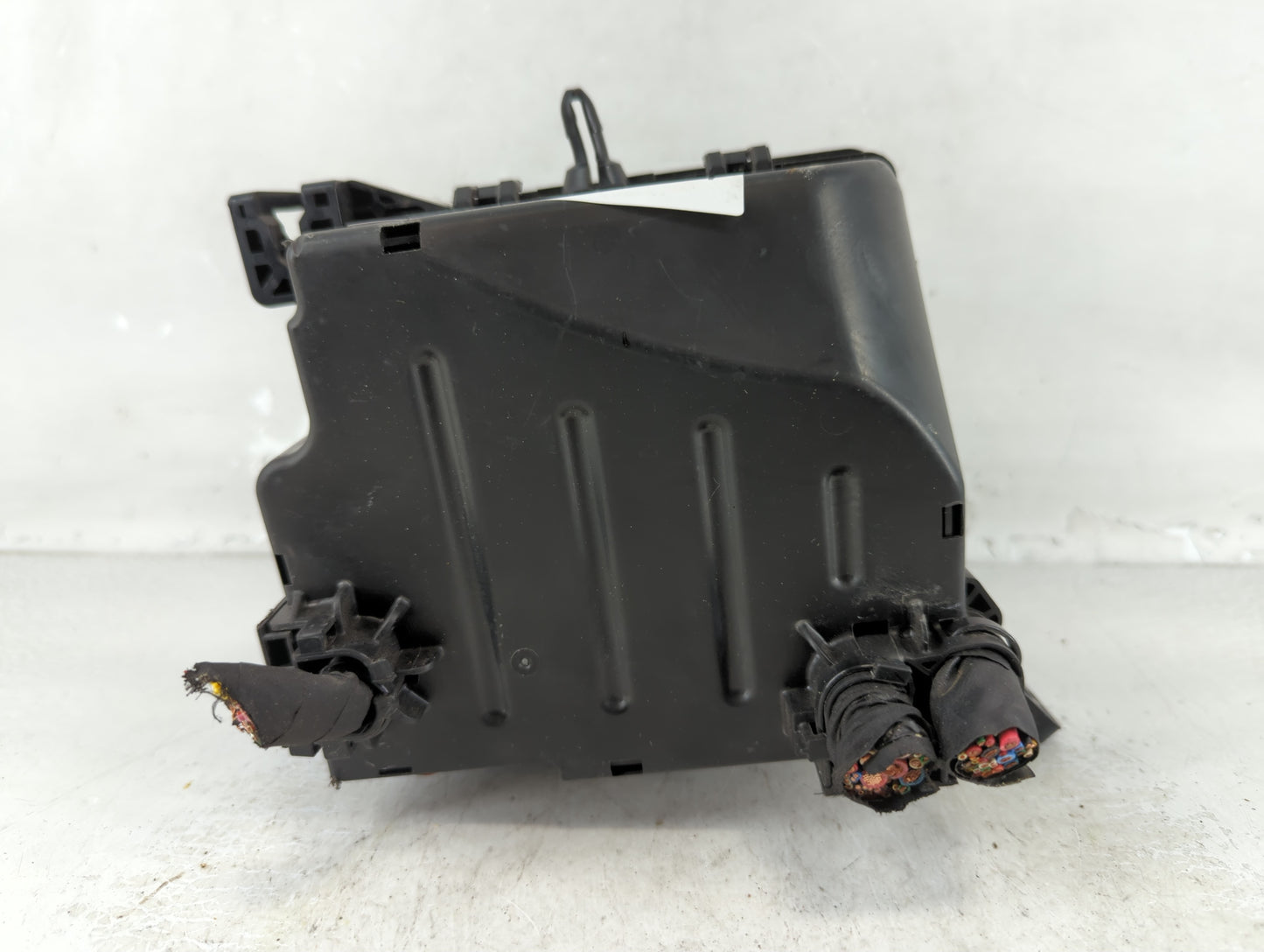 2017-2019 Kia Soul Fusebox Fuse Box Panel Relay Module P/N:91950-B2330 Fits Fits 2017 2018 2019 OEM Used Auto Parts - Oemuse