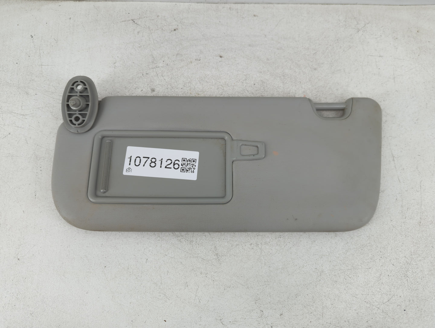 2014-2019 Kia Soul Sun Visor Shade Replacement Driver Left Mirror Fits Fits 2014 2015 2016 2017 2018 2019 OEM Used Auto Part
