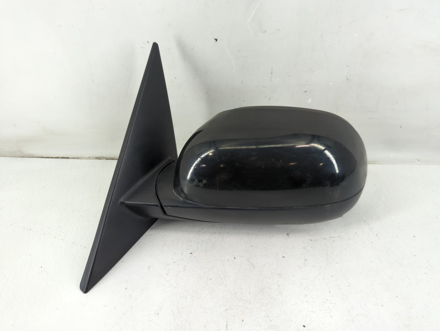 2014-2019 Kia Soul Driver Side View Mirror - Left Door Mirror OEM Used - Oemusedautoparts1.com