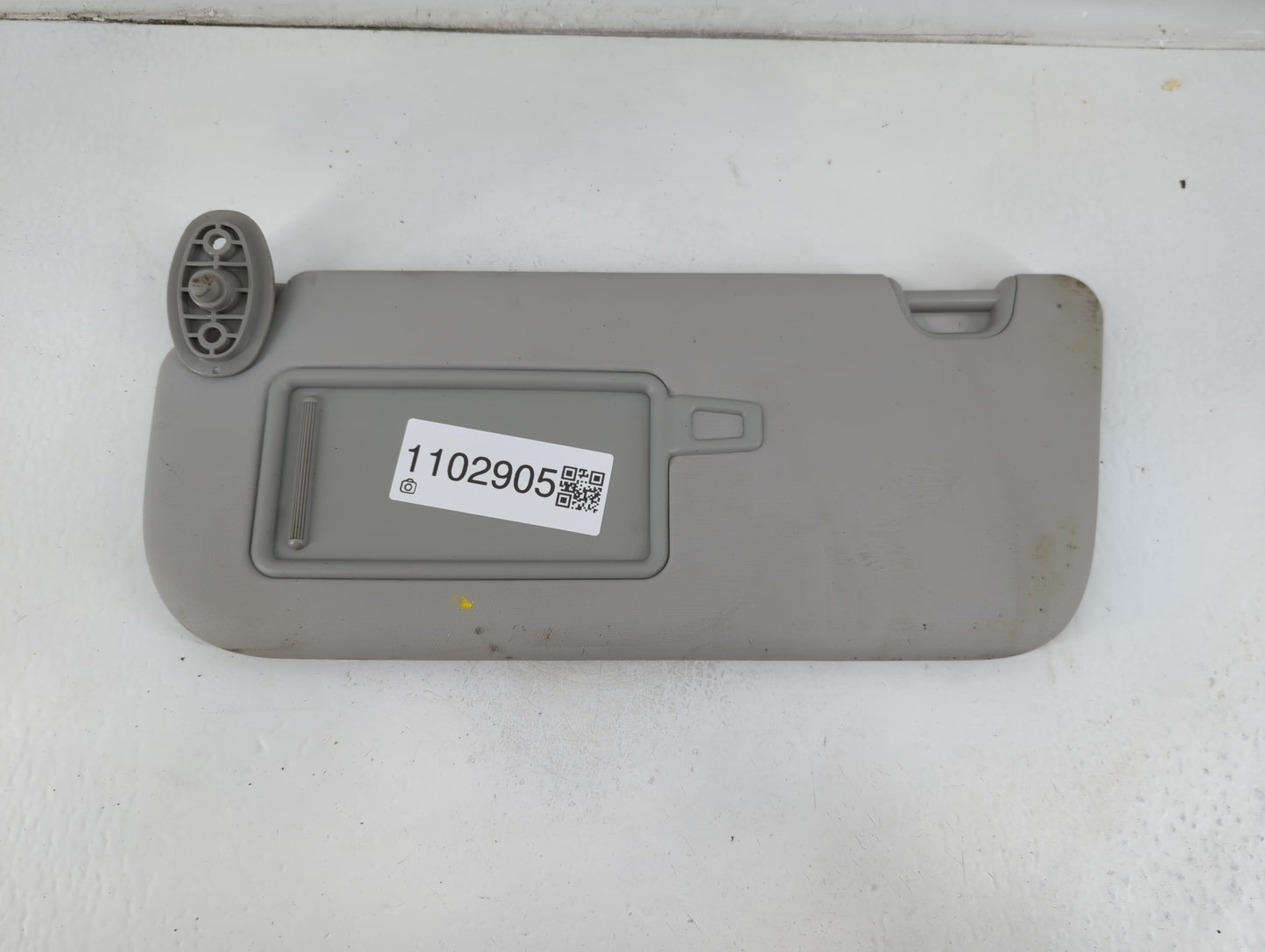 2014-2019 Kia Soul Sun Visor Shade Replacement Passenger Right Mirror Fits Fits 2014 2015 2016 2017 2018 2019 OEM Used Auto 