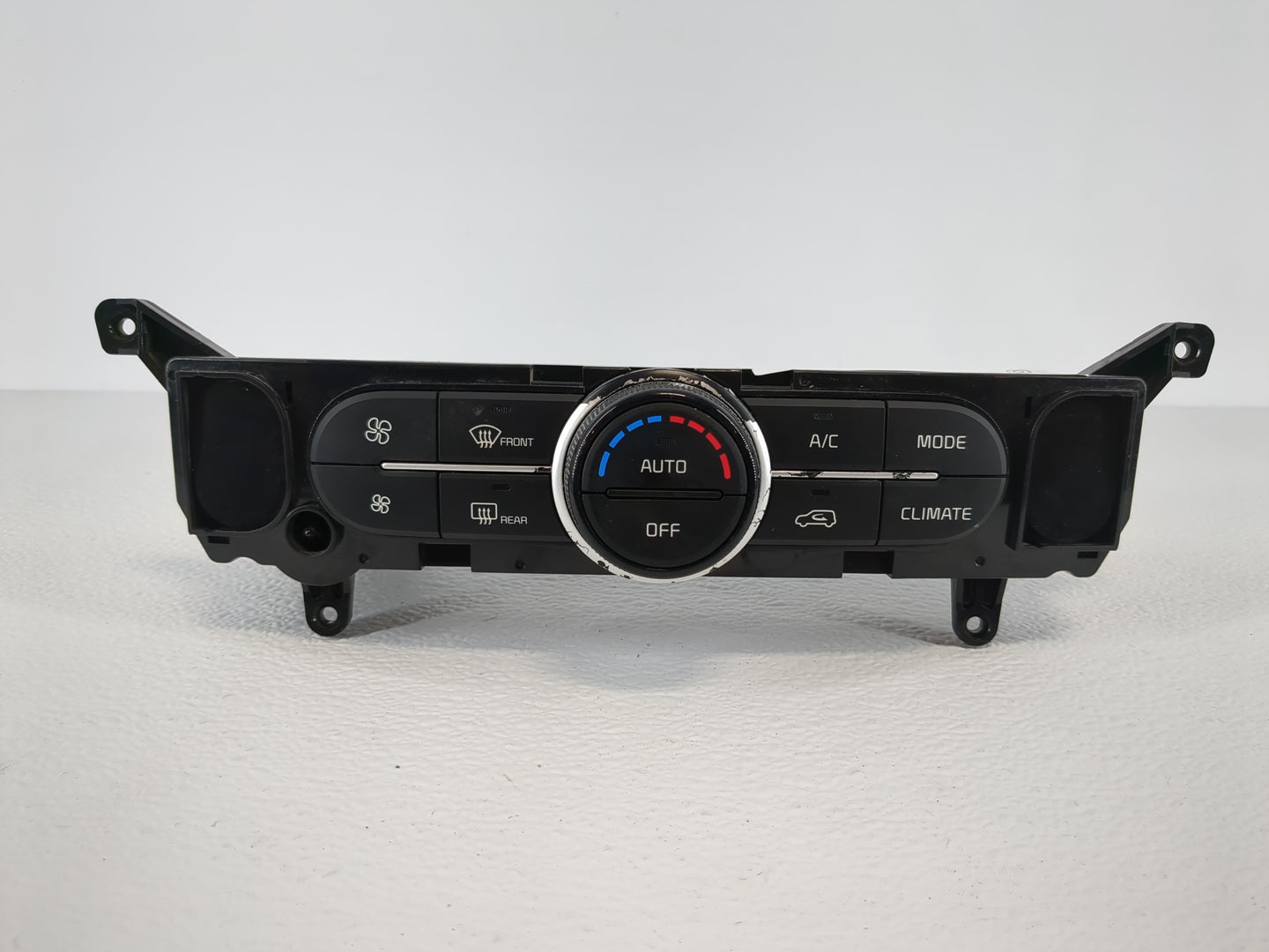 2017-2019 Kia Soul Climate Control Module Temperature AC/Heater Replacement P/N:97250-B2GQ1CA Fits Fits 2017 2018 2019 OEM U