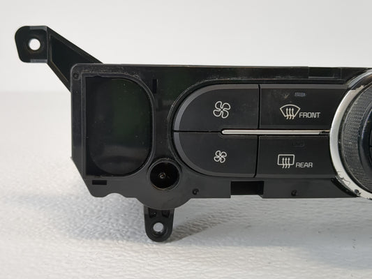 2017-2019 Kia Soul Climate Control Module Temperature AC/Heater Replacement P/N:97250-B2GQ1CA Fits Fits 2017 2018 2019 OEM Used Auto Parts