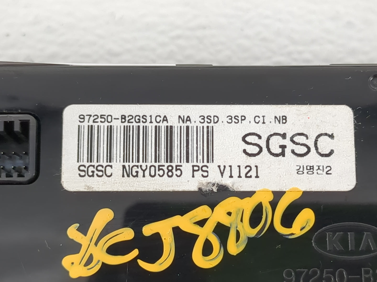 2017-2019 Kia Soul Climate Control Module Temperature AC/Heater Replacement P/N:97250-B2GS1CA Fits Fits 2017 2018 2019 OEM U