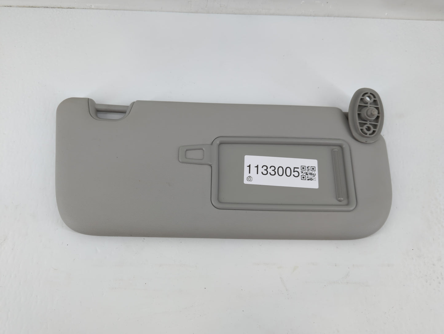 2014-2019 Kia Soul Sun Visor Shade Replacement Passenger Right Mirror Fits Fits 2014 2015 2016 2017 2018 2019 OEM Used Auto 
