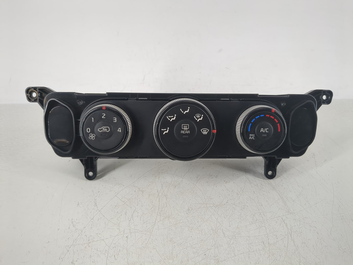 2017-2019 Kia Soul Climate Control Module Temperature AC/Heater Replacement P/N:97250-B2AS2ASB Fits Fits 2017 2018 2019 OEM 