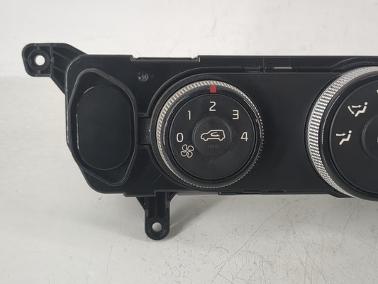 2017-2019 Kia Soul Climate Control Module Temperature AC/Heater Replacement P/N:97250-B2AS2ASB Fits Fits 2017 2018 2019 OEM Used Auto Parts