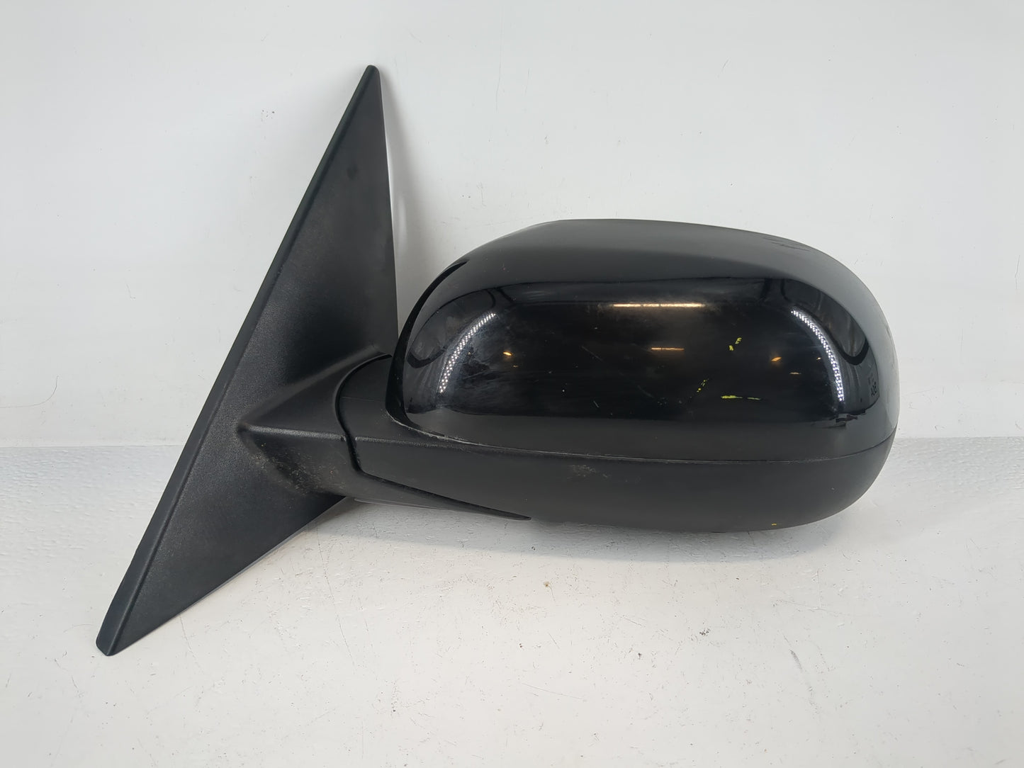 2014-2019 Kia Soul Driver Side View Mirror - Left Door Mirror OEM Used - Oemusedautoparts1.com