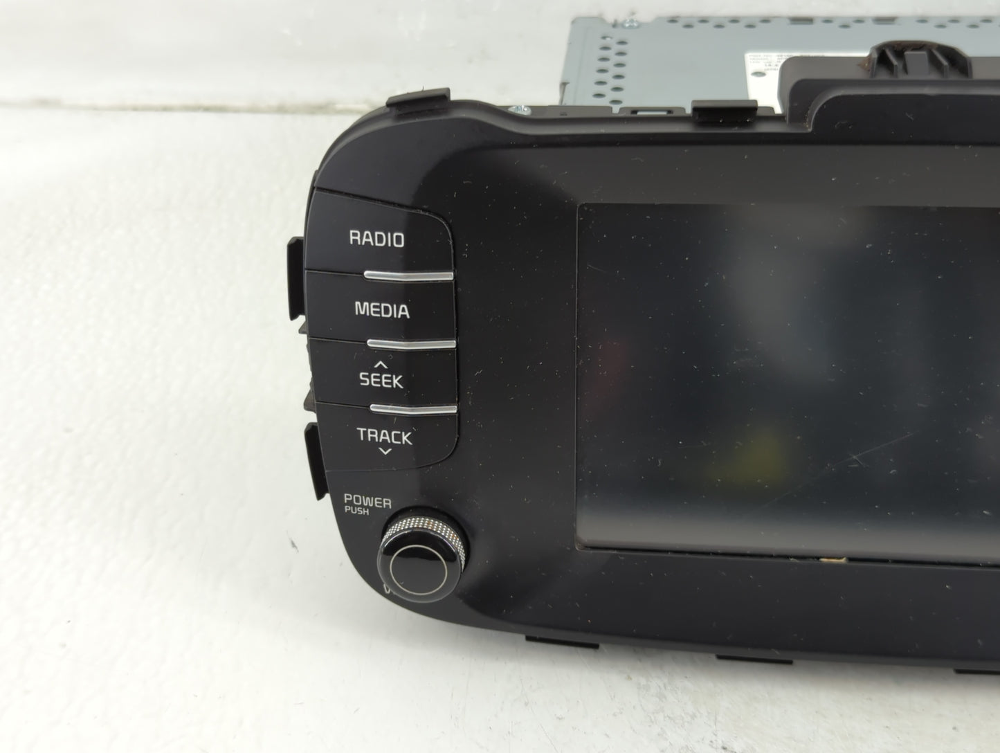 2017-2019 Kia Soul Radio AM FM Cd Player Receiver Replacement P/N:96160-B2310CA Fits Fits 2017 2018 2019 OEM Used Auto Parts