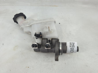 compare product 2017-2019 Kia Soul Brake Master Cylinder 1198838