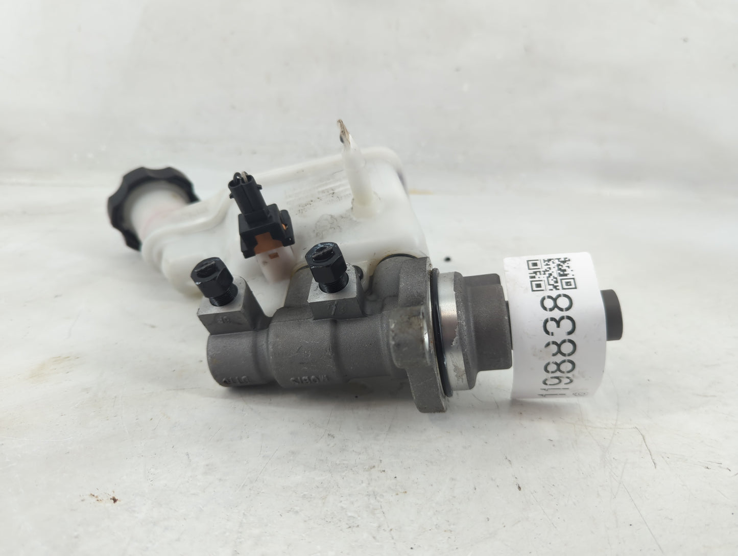 2017-2019 Kia Soul Brake Master Cylinder 1198838 - Oemusedautoparts1.com
