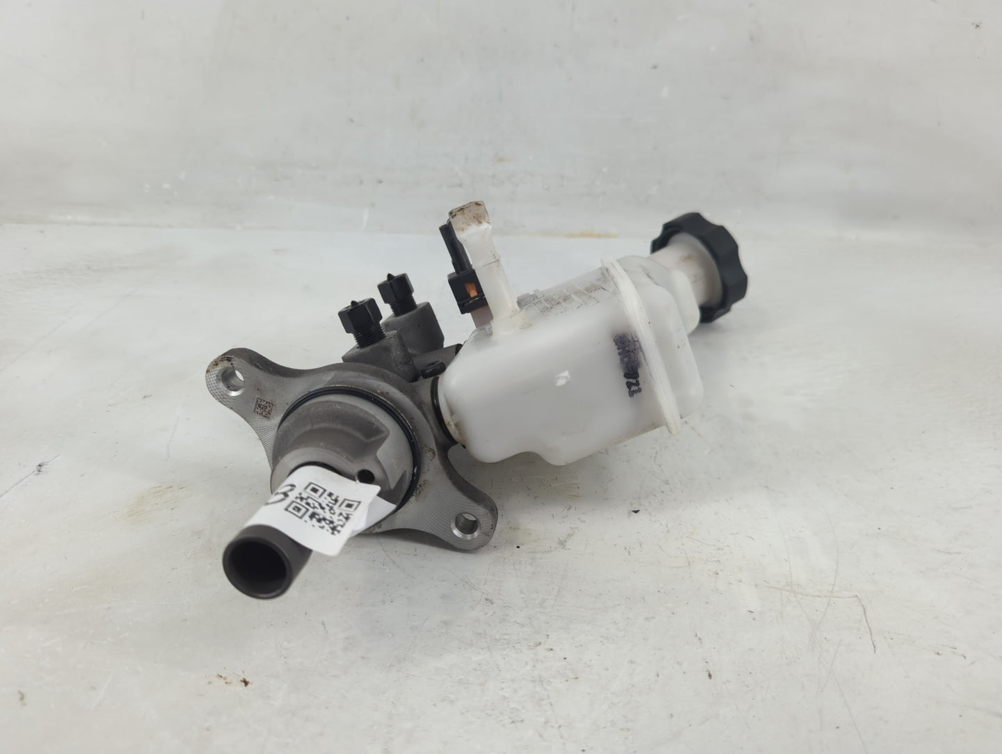 2017-2019 Kia Soul Brake Master Cylinder 1198838 - Oemusedautoparts1.com