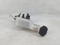 2017-2019 Kia Soul Brake Master Cylinder 1198838 - Oemusedautoparts1.com