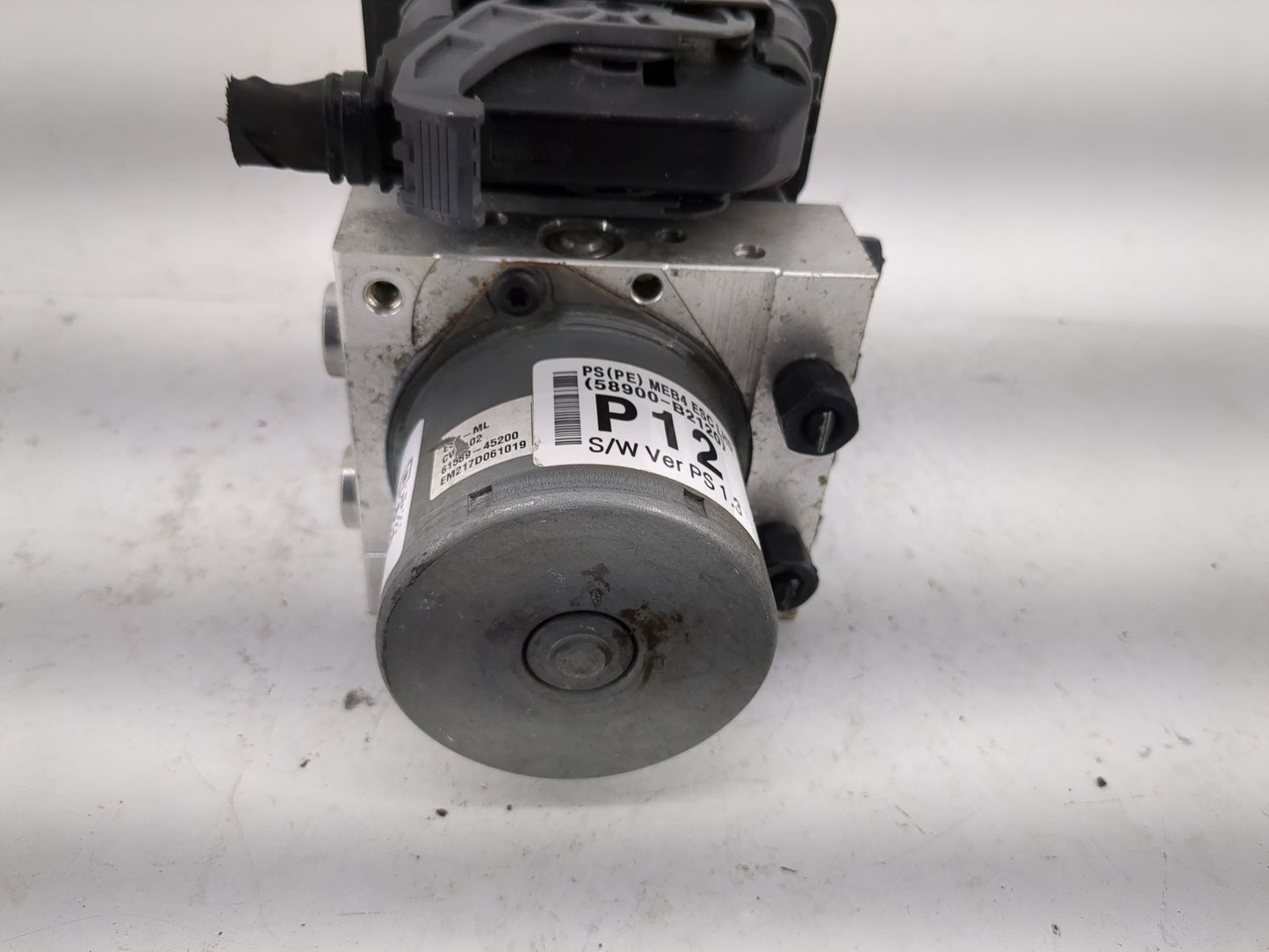 2017-2019 Kia Soul ABS Pump Control Module Replacement P/N:B2589-33540 Fits Fits 2017 2018 2019 OEM Used Auto Parts - Oemuse