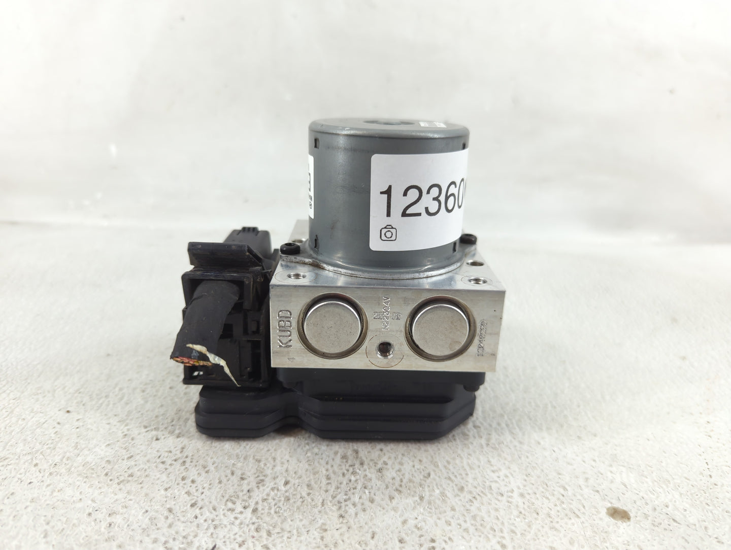 2017-2019 Kia Soul ABS Pump Control Module Replacement P/N:B2589-33540 Fits Fits 2017 2018 2019 OEM Used Auto Parts - Oemuse