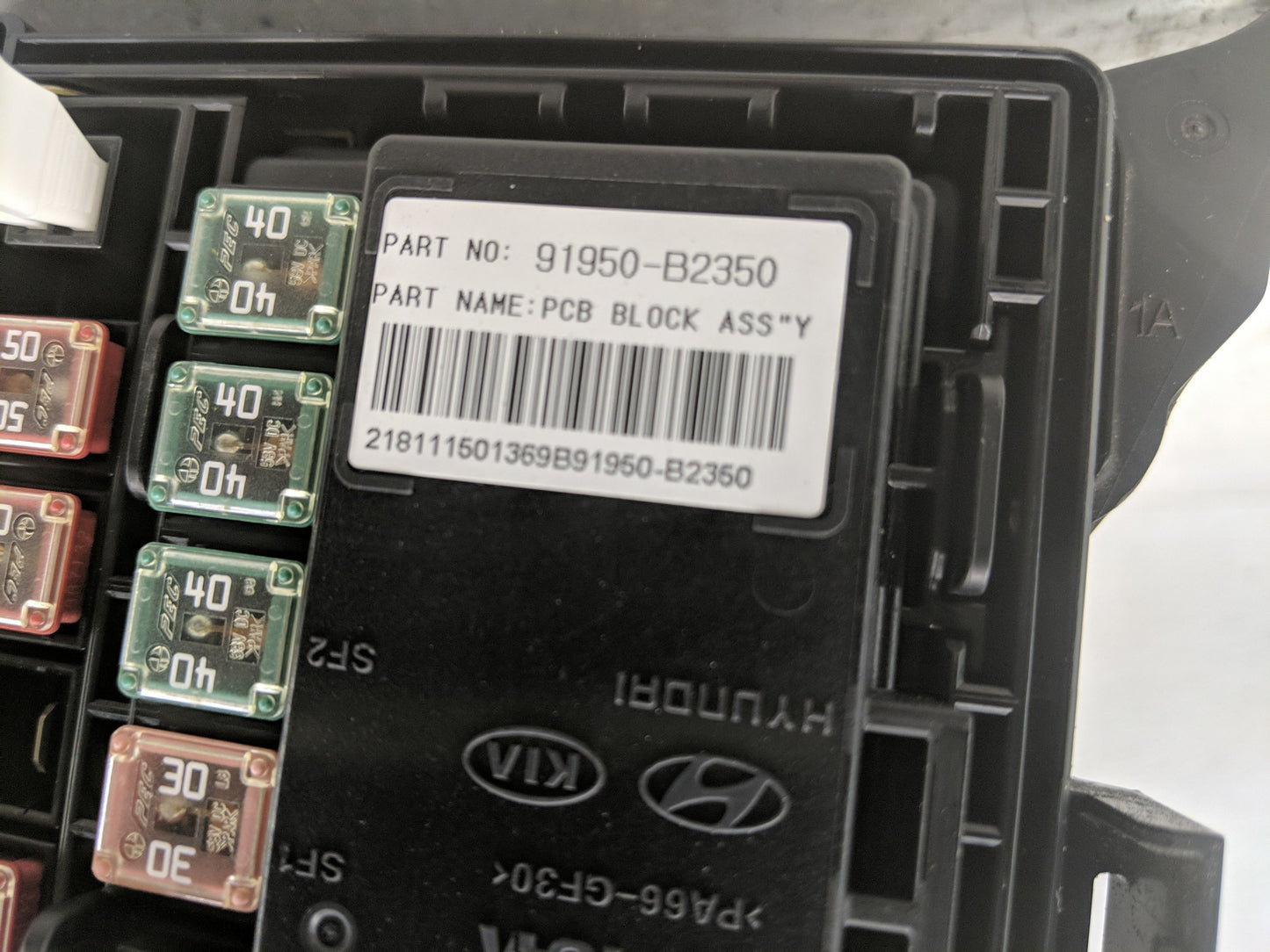 2017-2019 Kia Soul Fusebox Fuse Box Panel Relay Module P/N:91950-B2350 Fits Fits 2017 2018 2019 OEM Used Auto Parts - Oemuse