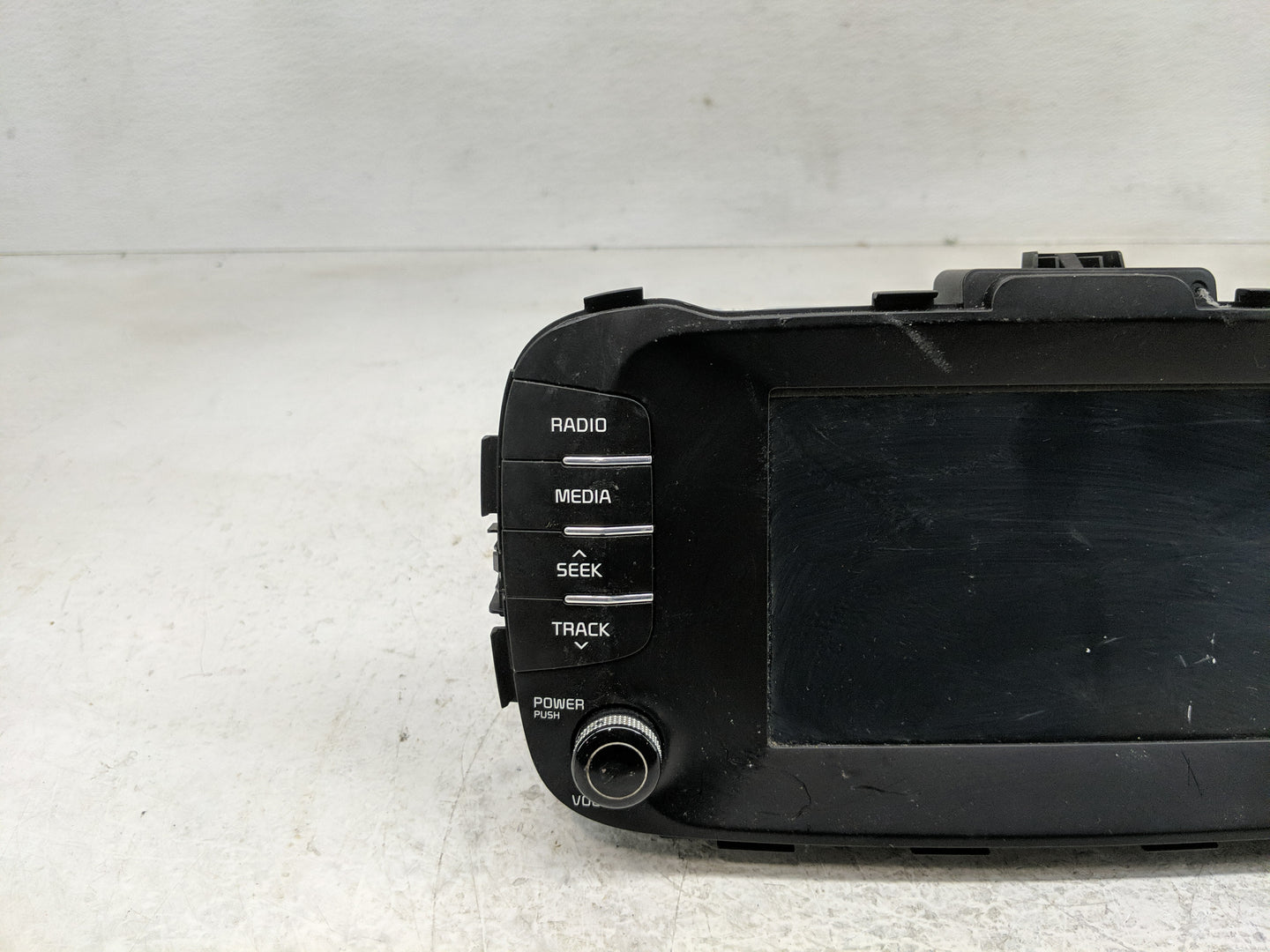 2019 Kia Soul Radio AM FM Cd Player Receiver Replacement P/N:96180-B2310CA Fits OEM Used Auto Parts - Oemusedautoparts1.com