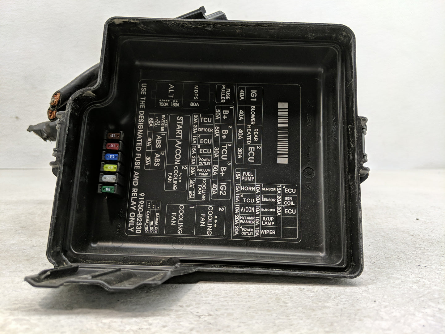 2017-2019 Kia Soul Fusebox Fuse Box Panel Relay Module P/N:91950-B2350 Fits Fits 2017 2018 2019 OEM Used Auto Parts - Oemuse
