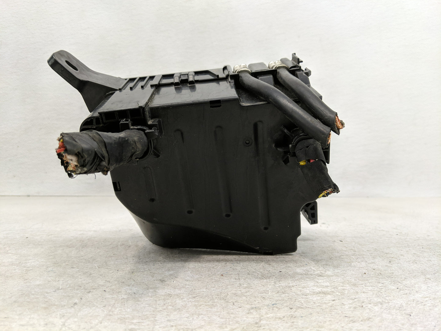 2017-2019 Kia Soul Fusebox Fuse Box Panel Relay Module P/N:91950-B2350 Fits Fits 2017 2018 2019 OEM Used Auto Parts - Oemuse