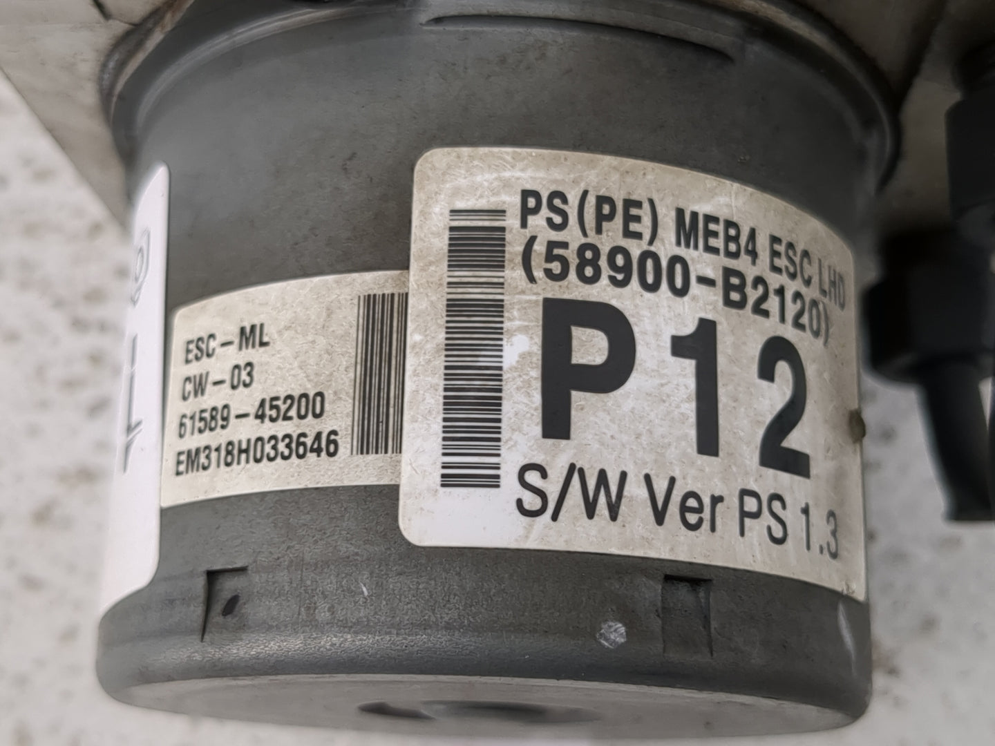 2017-2019 Kia Soul ABS Pump Control Module Replacement P/N:61589-45200 58900-B2120 Fits Fits 2017 2018 2019 OEM Used Auto Pa
