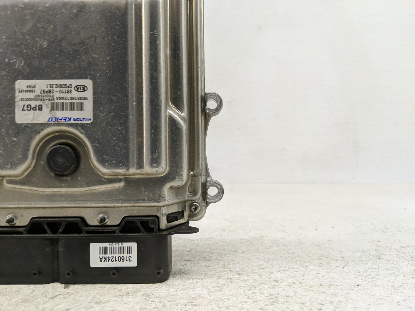 2017-2019 Kia Soul PCM Engine Control Computer ECU ECM PCU OEM P/N:39110-2BPG7 Fits Fits 2017 2018 2019 OEM Used Auto Parts 