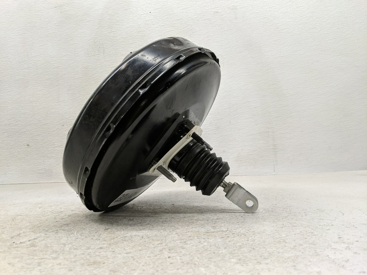 2017-2019 Kia Soul Power Brake Booster Oem 1301211 - Oemusedautoparts1.com