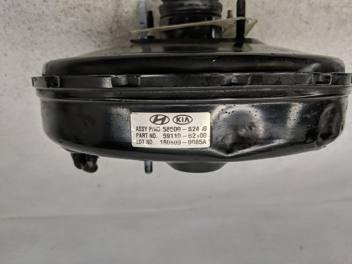 2017-2019 Kia Soul Power Brake Booster Oem 1301211 - Oemusedautoparts1.com