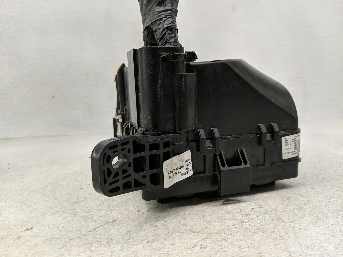 2017-2019 Kia Soul Fusebox Fuse Box Panel Relay Module P/N:91950-B2350 Fits Fits 2017 2018 2019 OEM Used Auto Parts - Oemuse