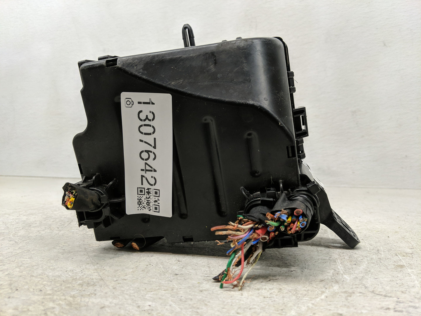 2017-2019 Kia Soul Fusebox Fuse Box Panel Relay Module P/N:91950-B2330 Fits Fits 2017 2018 2019 OEM Used Auto Parts - Oemuse