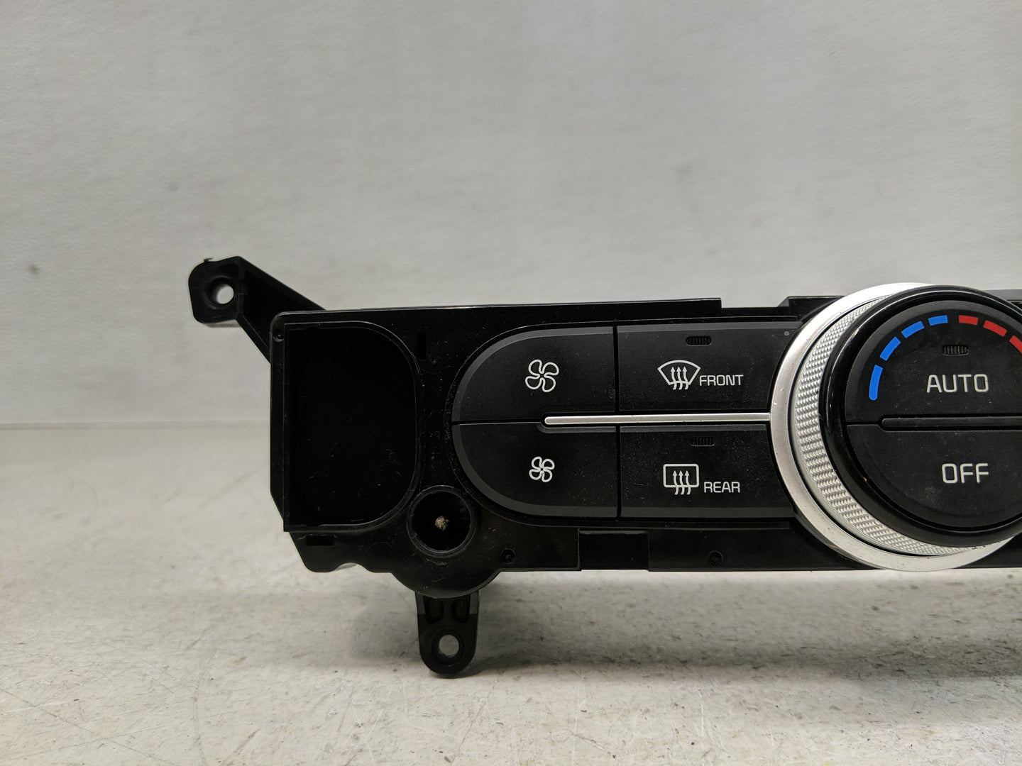 2017-2019 Kia Soul Climate Control Module Temperature AC/Heater Replacement P/N:97250-82GQ1CA Fits Fits 2017 2018 2019 OEM U