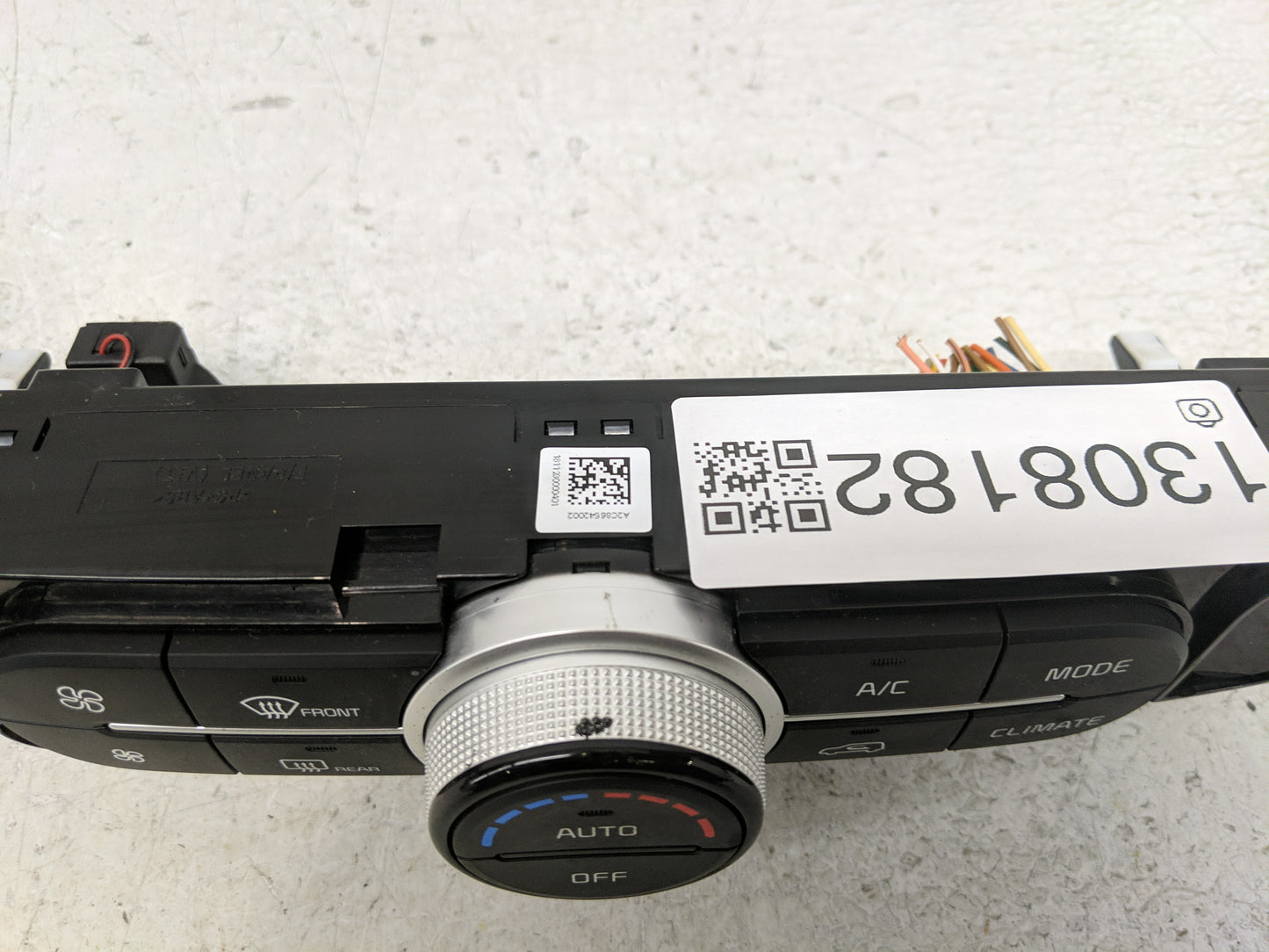 2017-2019 Kia Soul Climate Control Module Temperature AC/Heater Replacement P/N:97250-82GQ1CA Fits Fits 2017 2018 2019 OEM U