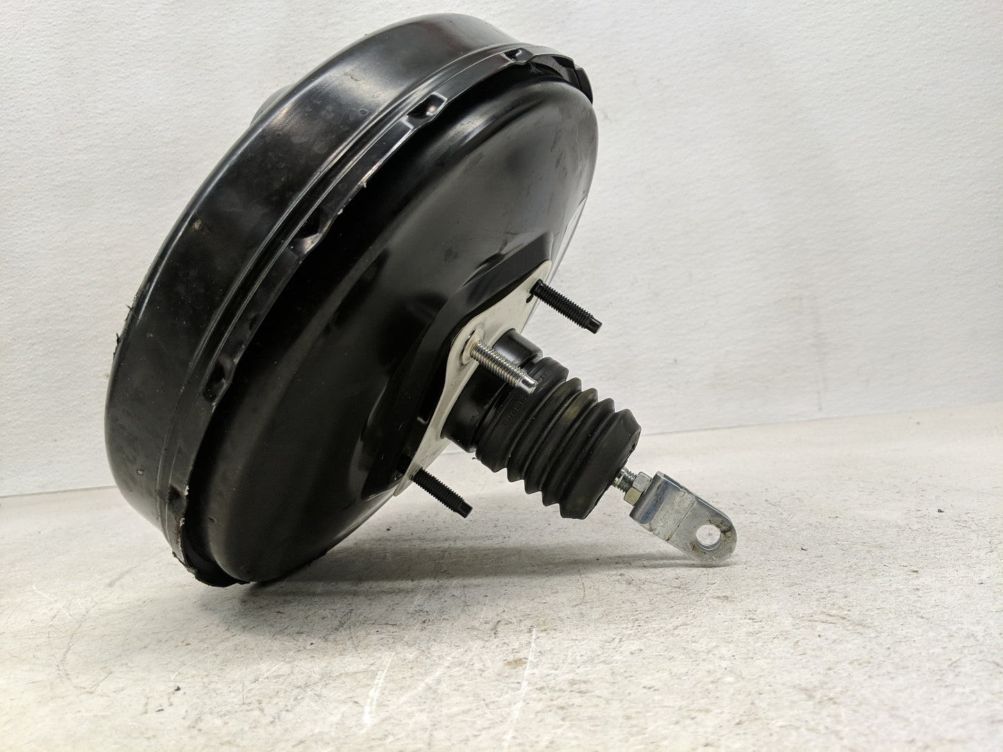 2017-2019 Kia Soul Power Brake Booster Oem - Oemusedautoparts1.com
