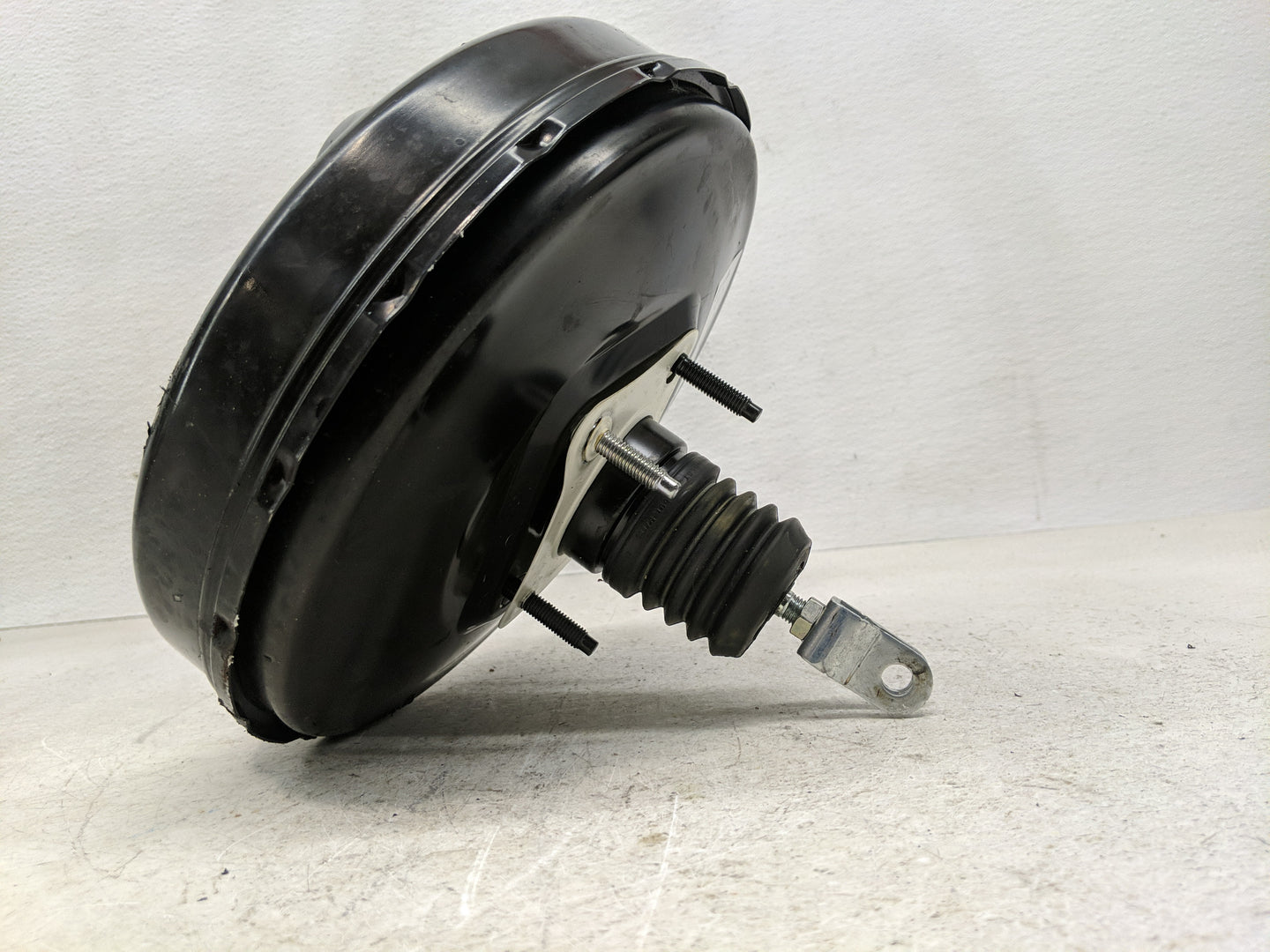 2017-2019 Kia Soul Power Brake Booster Oem 1310330 - Oemusedautoparts1.com