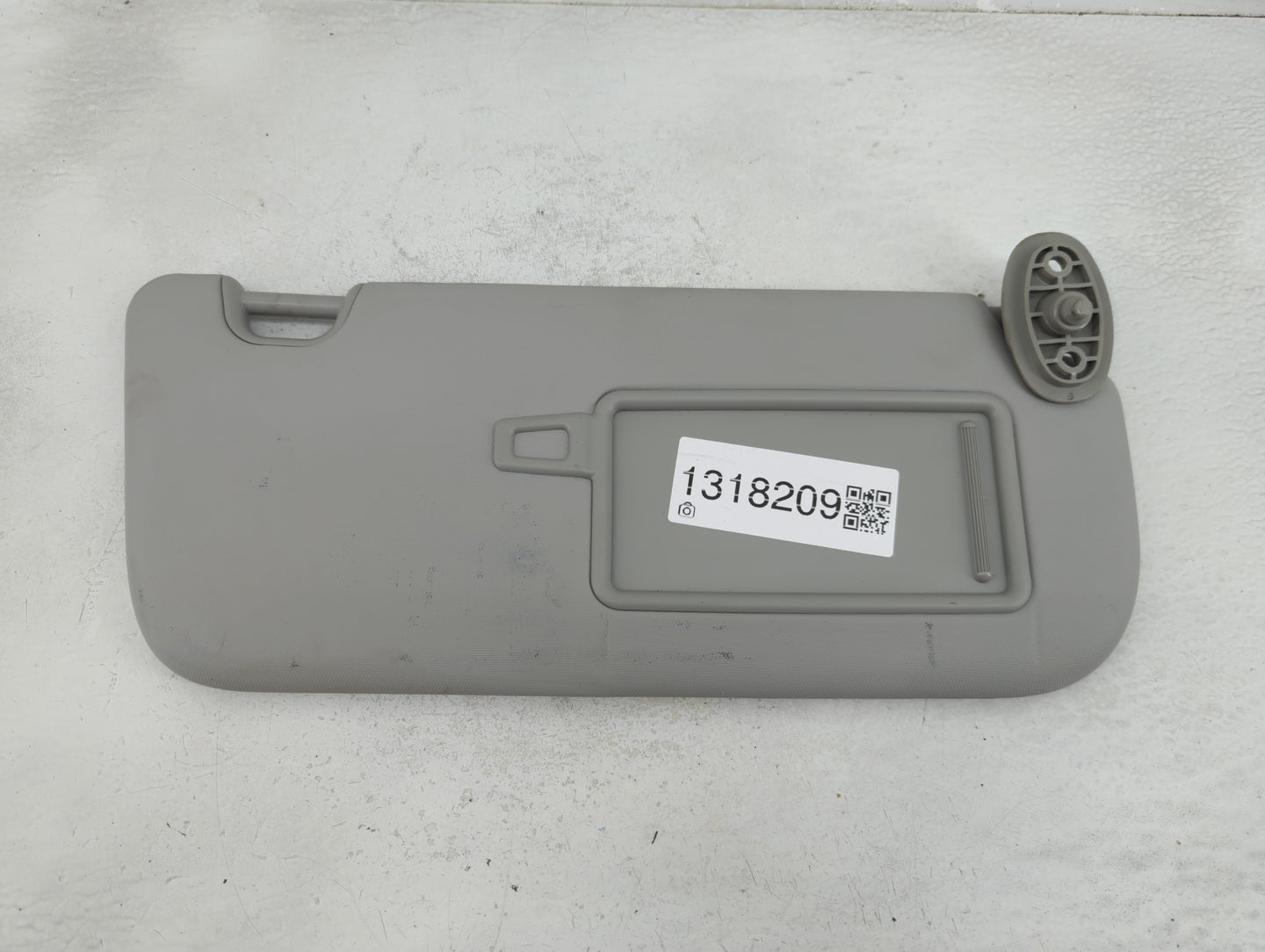 2014-2019 Kia Soul Sun Visor Shade Replacement Passenger Right Mirror Fits Fits 2014 2015 2016 2017 2018 2019 OEM Used Auto 
