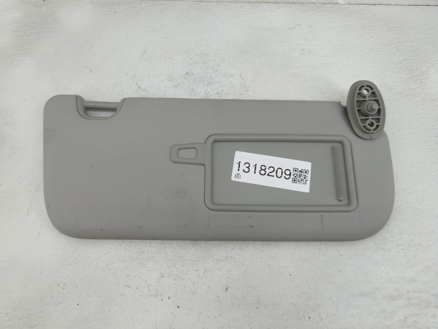 2014-2019 Kia Soul Sun Visor Shade Replacement Passenger Right Mirror Fits Fits 2014 2015 2016 2017 2018 2019 OEM Used Auto 