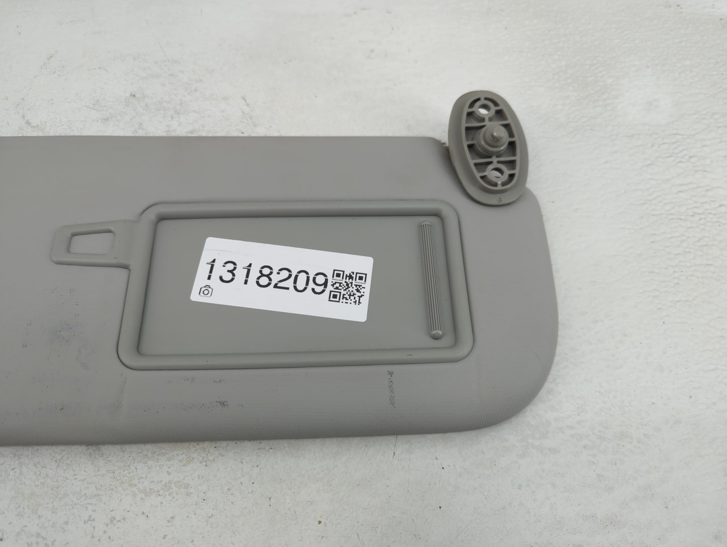 2014-2019 Kia Soul Sun Visor Shade Replacement Passenger Right Mirror Fits Fits 2014 2015 2016 2017 2018 2019 OEM Used Auto 