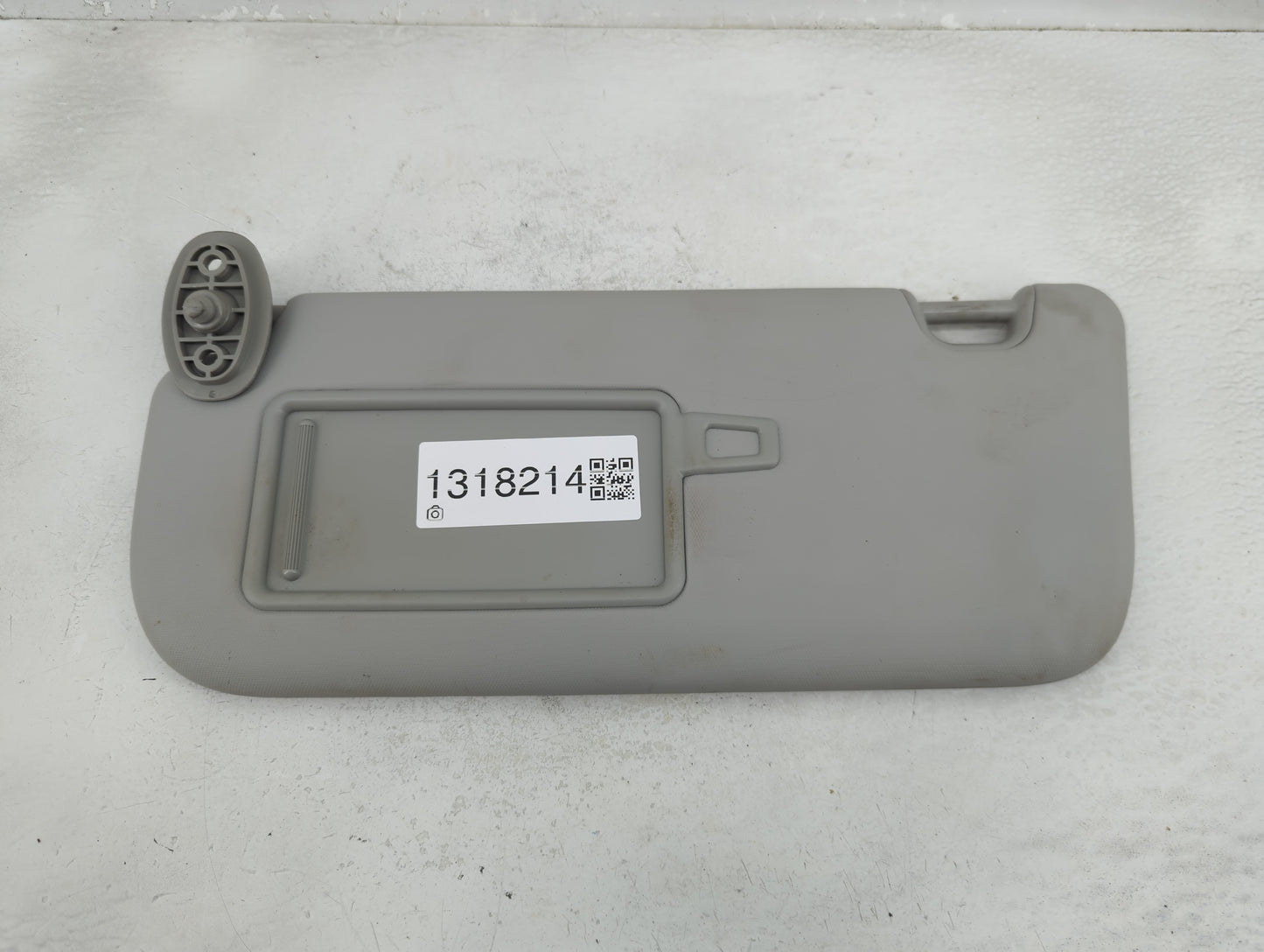 2014-2019 Kia Soul Sun Visor Shade Replacement Driver Left Mirror Fits Fits 2014 2015 2016 2017 2018 2019 OEM Used Auto Part