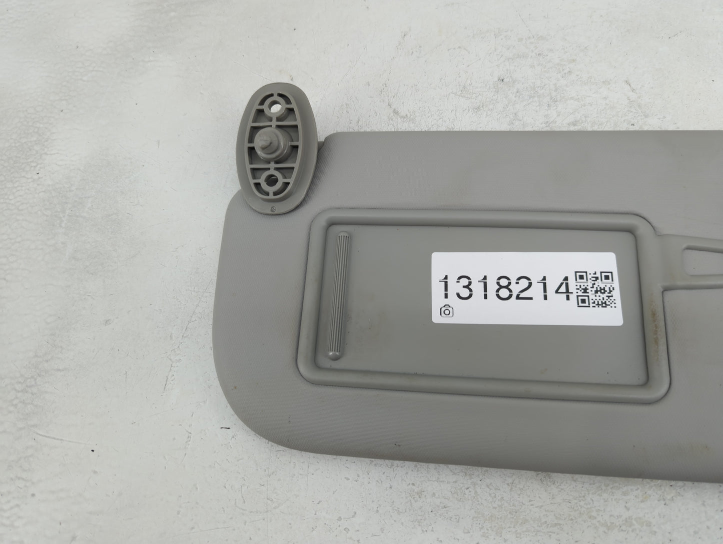 2014-2019 Kia Soul Sun Visor Shade Replacement Driver Left Mirror Fits Fits 2014 2015 2016 2017 2018 2019 OEM Used Auto Part