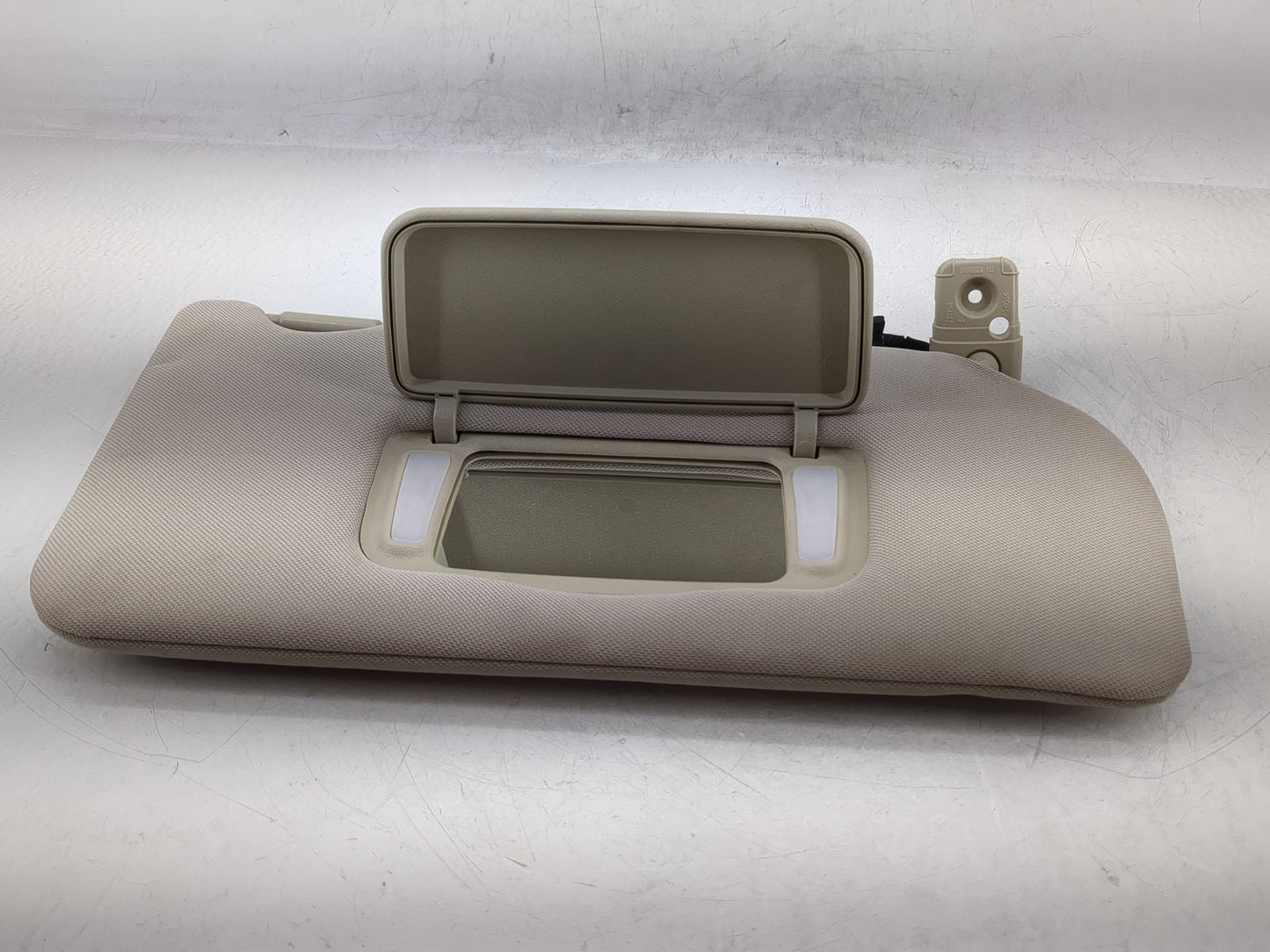 2014-2019 Kia Soul Sun Visor Shade Replacement Passenger Right Mirror Fits Fits 2014 2015 2016 2017 2018 2019 OEM Used Auto 