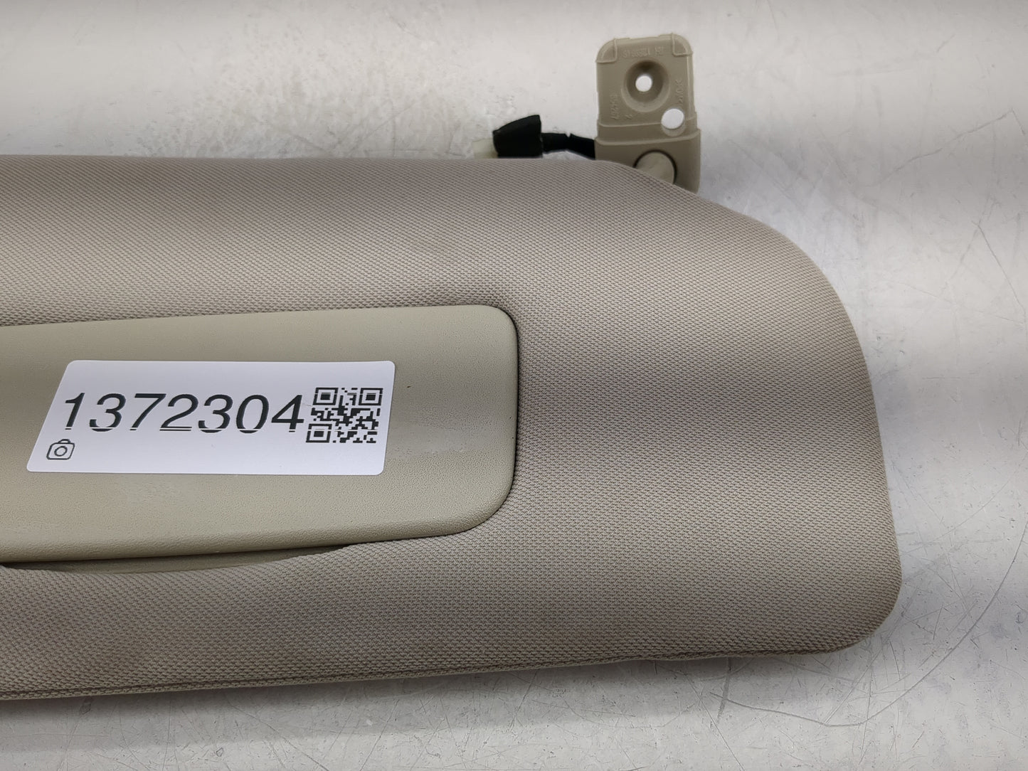 2014-2019 Kia Soul Sun Visor Shade Replacement Passenger Right Mirror Fits Fits 2014 2015 2016 2017 2018 2019 OEM Used Auto 