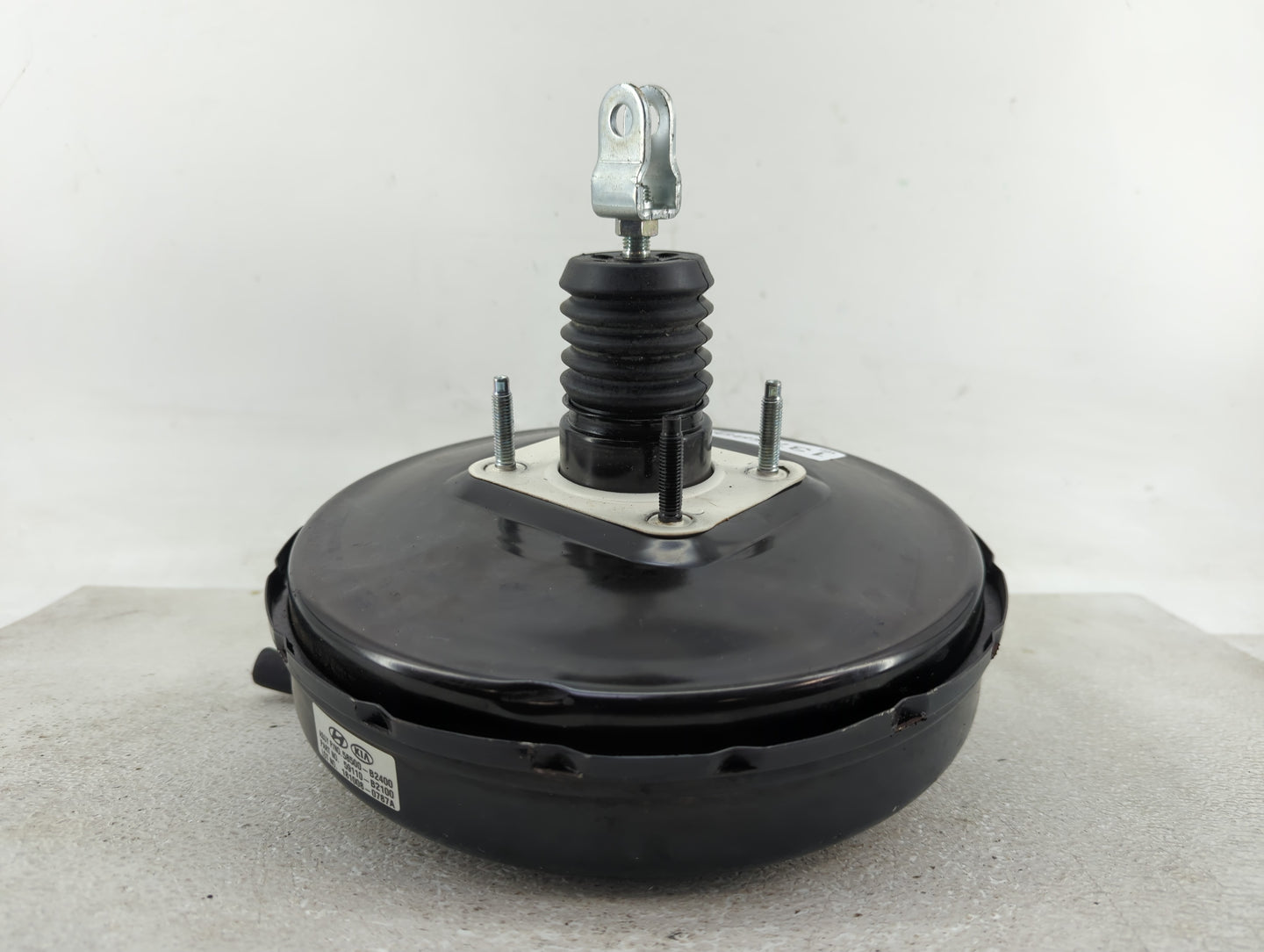 2017-2019 Kia Soul Power Brake Booster Oem 1375898 - Oemusedautoparts1.com
