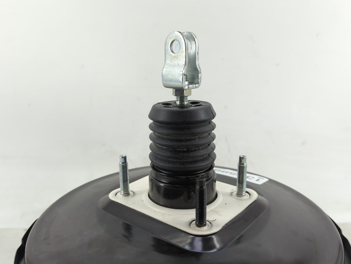 2017-2019 Kia Soul Power Brake Booster Oem 1375898 - Oemusedautoparts1.com