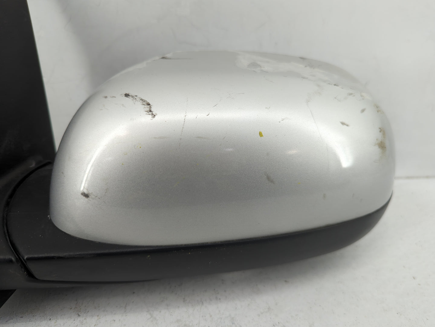 2014-2019 Kia Soul Driver Side View Mirror - Left Door Mirror OEM Used - Oemusedautoparts1.com
