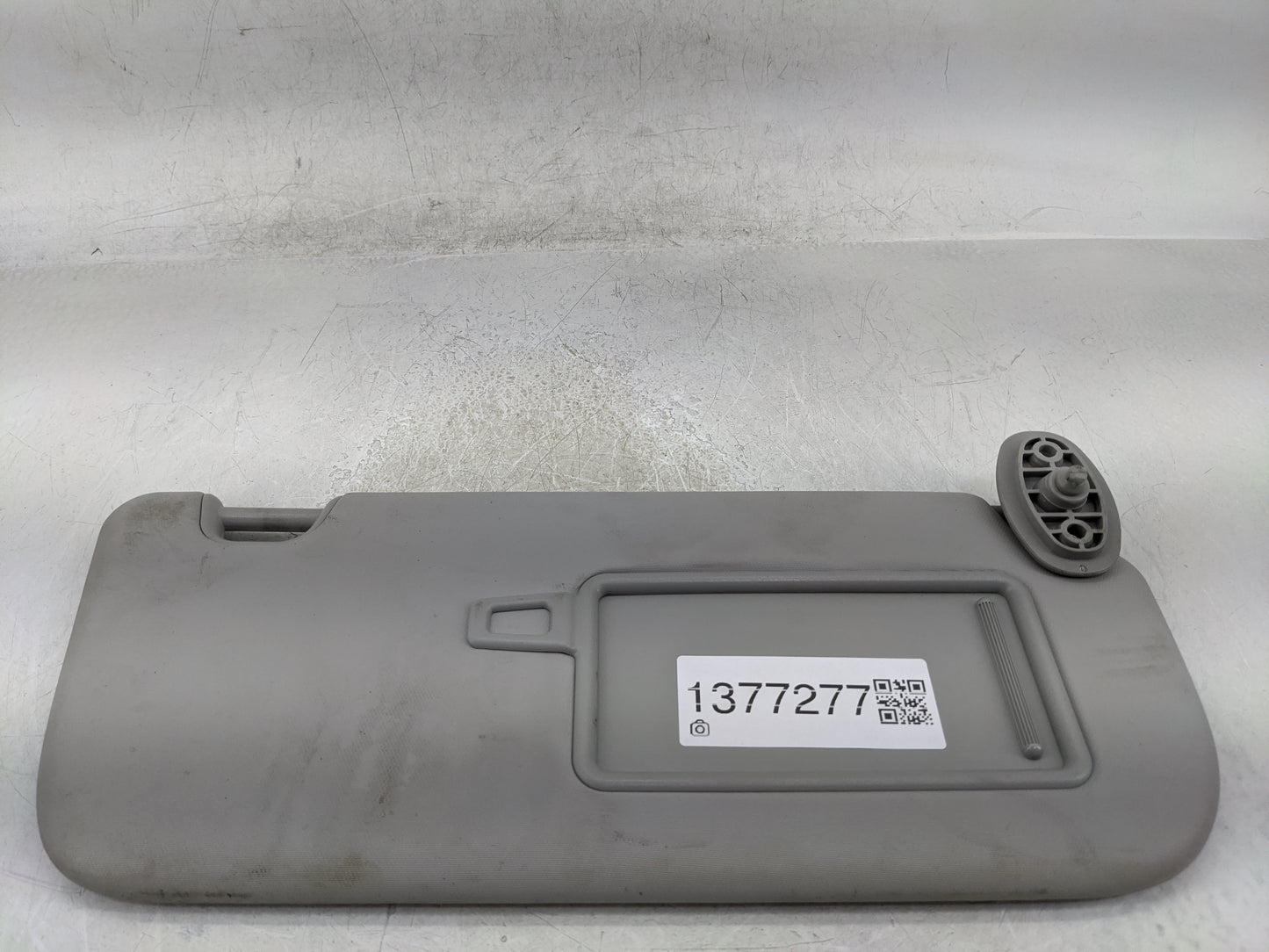 2014-2019 Kia Soul Sun Visor Shade Replacement Passenger Right Mirror Fits Fits 2014 2015 2016 2017 2018 2019 OEM Used Auto 