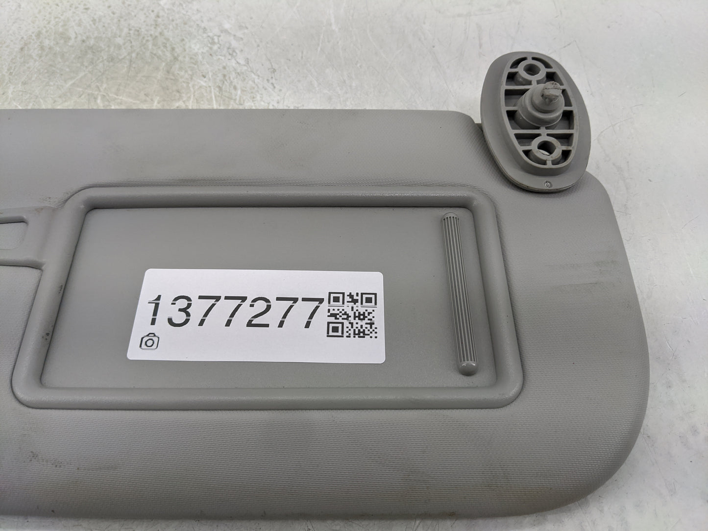 2014-2019 Kia Soul Sun Visor Shade Replacement Passenger Right Mirror Fits Fits 2014 2015 2016 2017 2018 2019 OEM Used Auto 