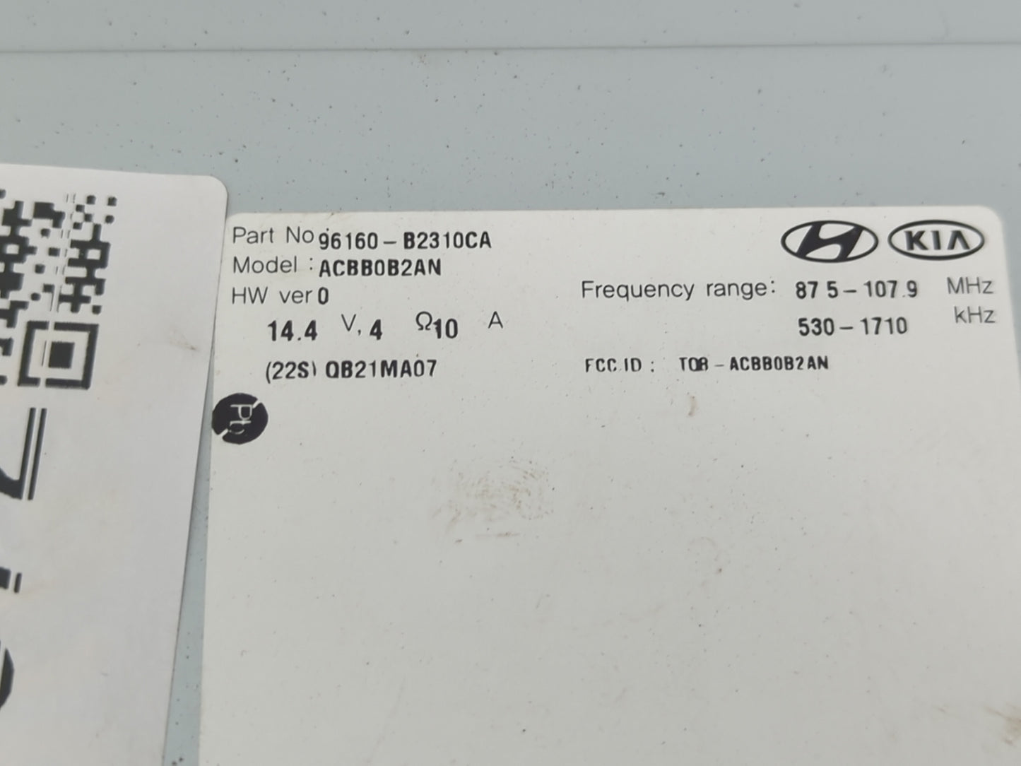 2017-2019 Kia Soul Radio AM FM Cd Player Receiver Replacement P/N:96160-B2310CA Fits Fits 2017 2018 2019 OEM Used Auto Parts