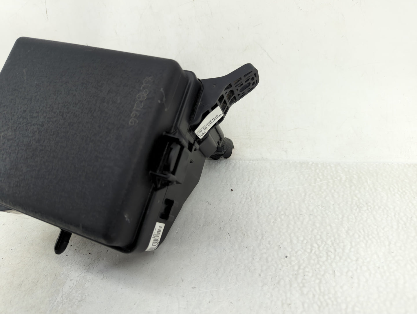 2015-2019 Kia Soul Fusebox Fuse Box Panel Relay Module P/N:91400E4010 Fits Fits 2015 2016 2017 2018 2019 OEM Used Auto Parts