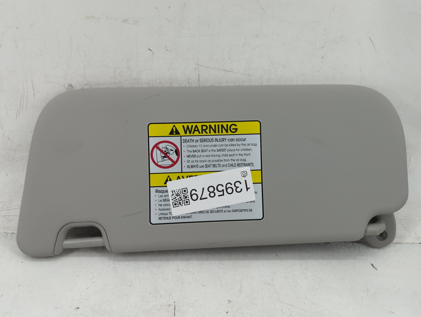 2015-2019 Kia Soul Sun Visor Shade Replacement Passenger Right Mirror Fits Fits 2015 2016 2017 2018 2019 OEM Used Auto Parts