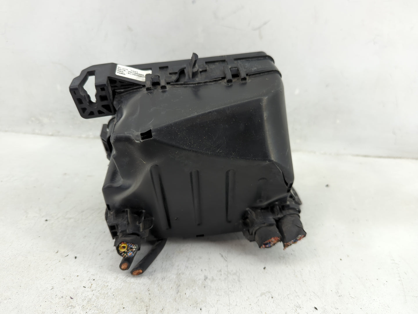2017-2019 Kia Soul Fusebox Fuse Box Panel Relay Module Fits Fits 2017 2018 2019 OEM Used Auto Parts - Oemusedautoparts1.com